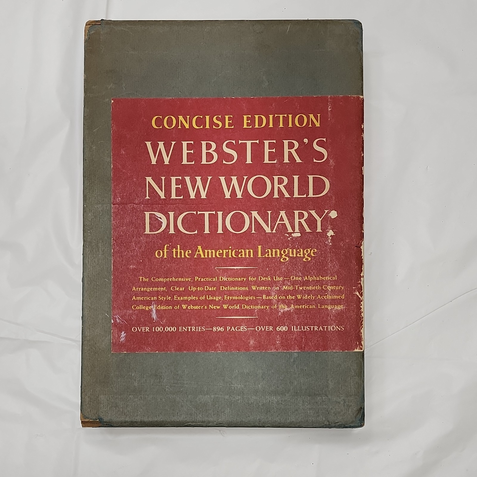 Webster’s New World Concise Dictionary Guralnik Illustrated ORIGINAL SLIPCASE