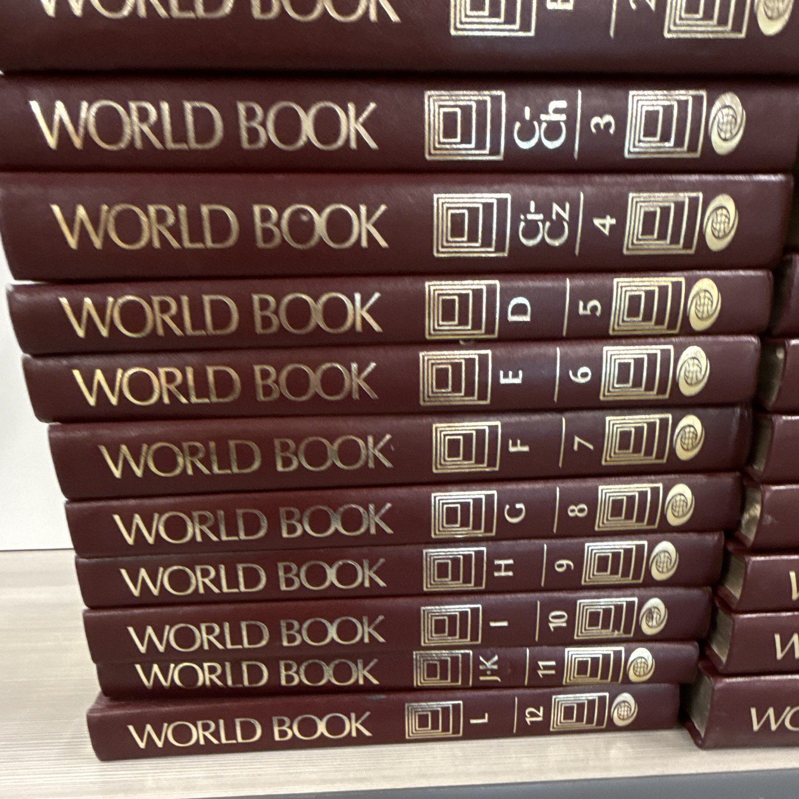World Book Encyclopedia Hardcover A–Z Volume Set, English, World Scientific