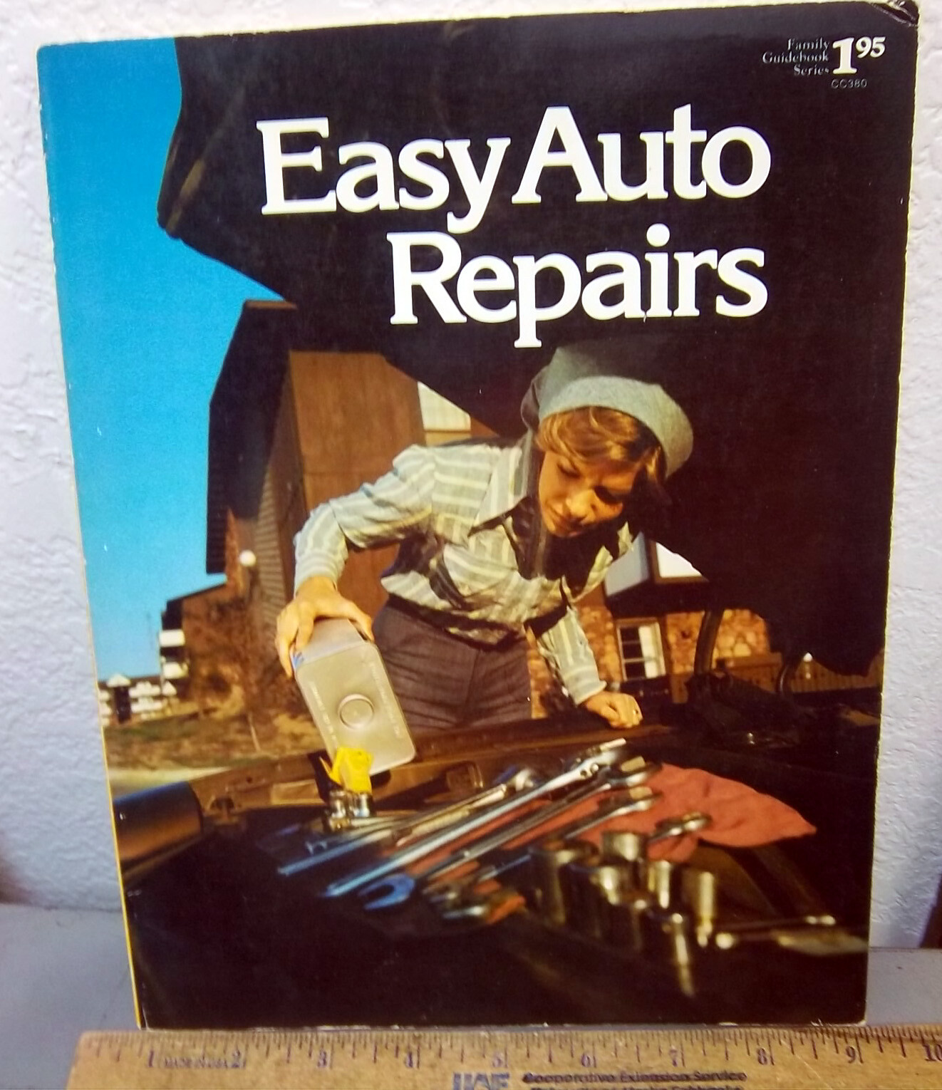 Easy Auto Repairs book, Family Guidebook Series, 1975, 96 pages, great shape