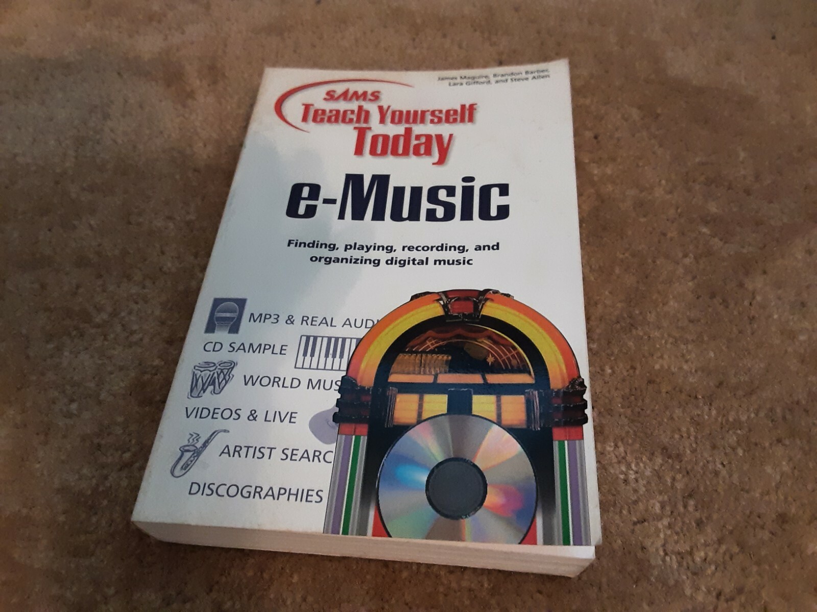 Sams Teach Yourself Today Ser.: Sam Teach Yourself e-Music ay (2000 PB w/ CD) 1