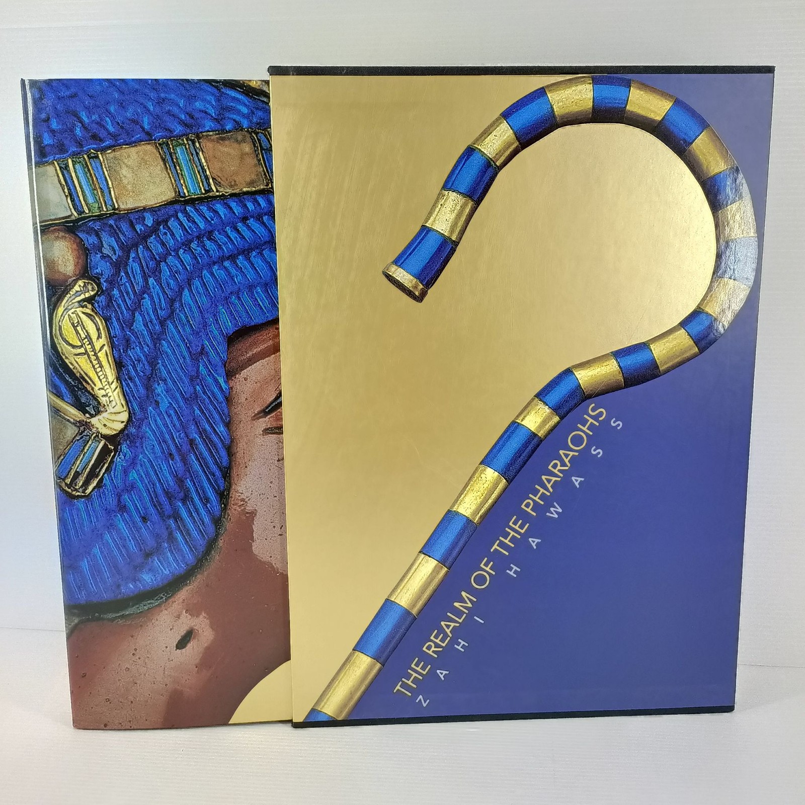 Zahi Hawass The Realm of the Pharaohs 2006 Hardcover Illustrated Book Slipcase