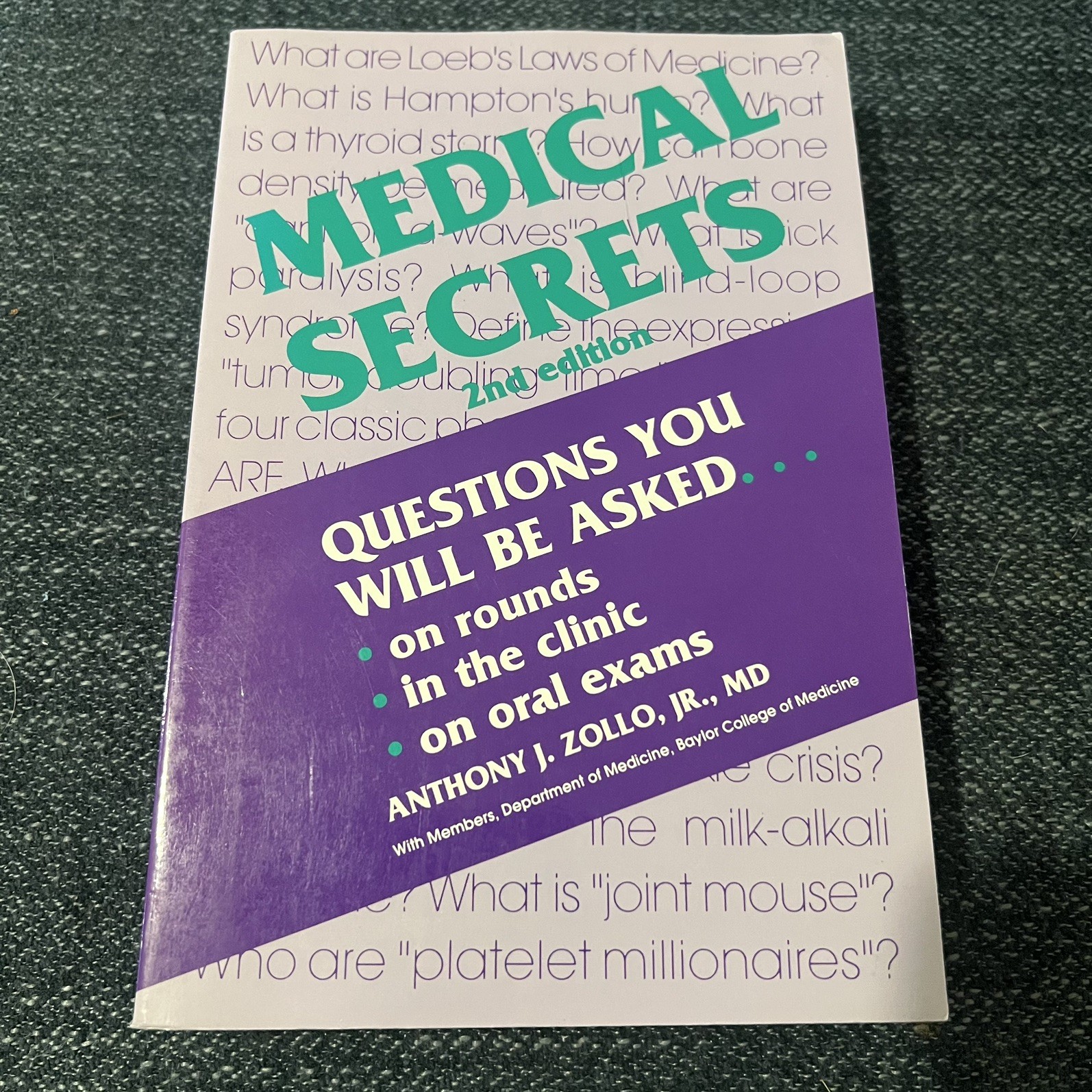 Medical Secrets; Secrets Series – 9781560531722, paperback, Anthony J Zollo, new