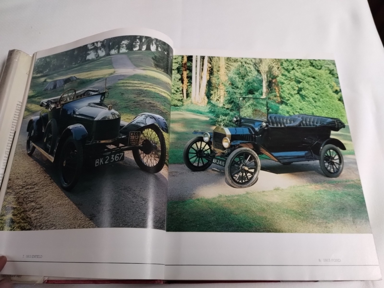 New Encyclopedia of Motorcars Hardcover 1885 to the Present Georgano 1982 VTG DJ