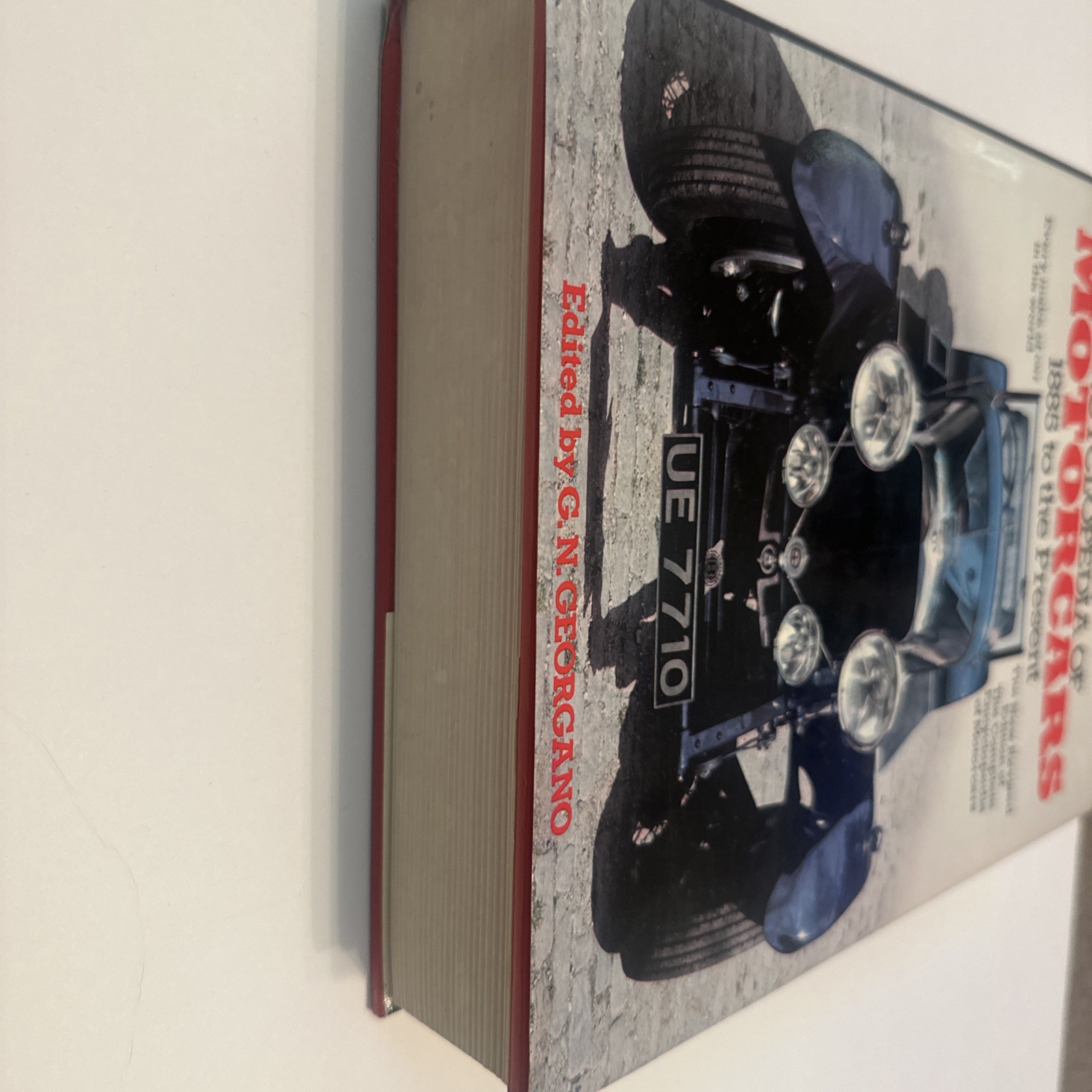 New Encyclopedia of Motorcars Hardcover 1885 to the Present Georgano 1982 VTG DJ