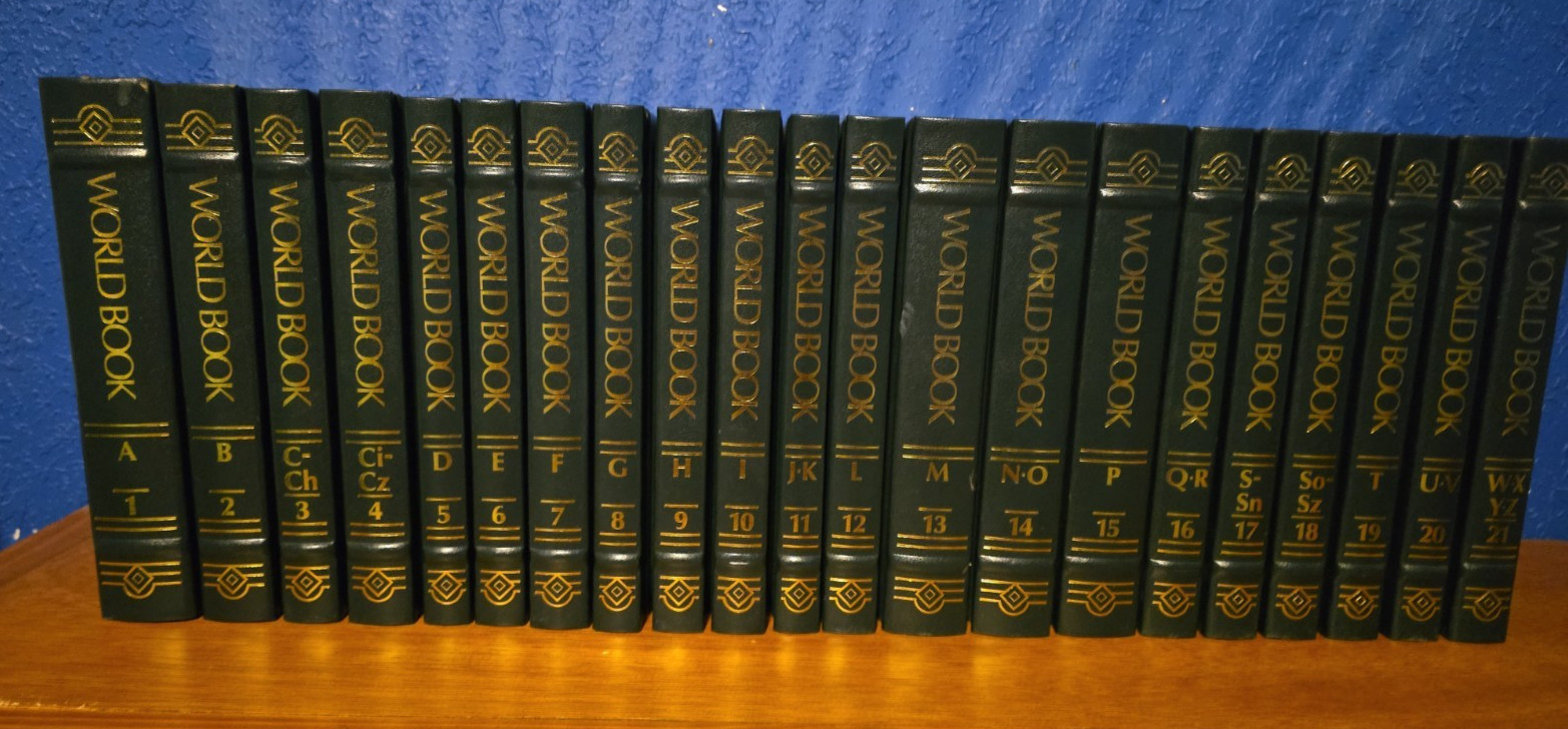 1994 World Book Encyclopedia Set Vol 1-22 Complete Set Green with Gold Accent