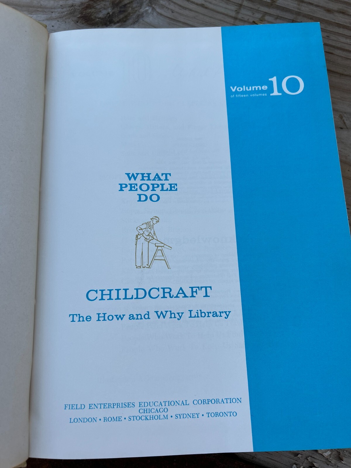BOOK: Volume 10 1968 Edition Childcraft The How and Why Library, 336 pages