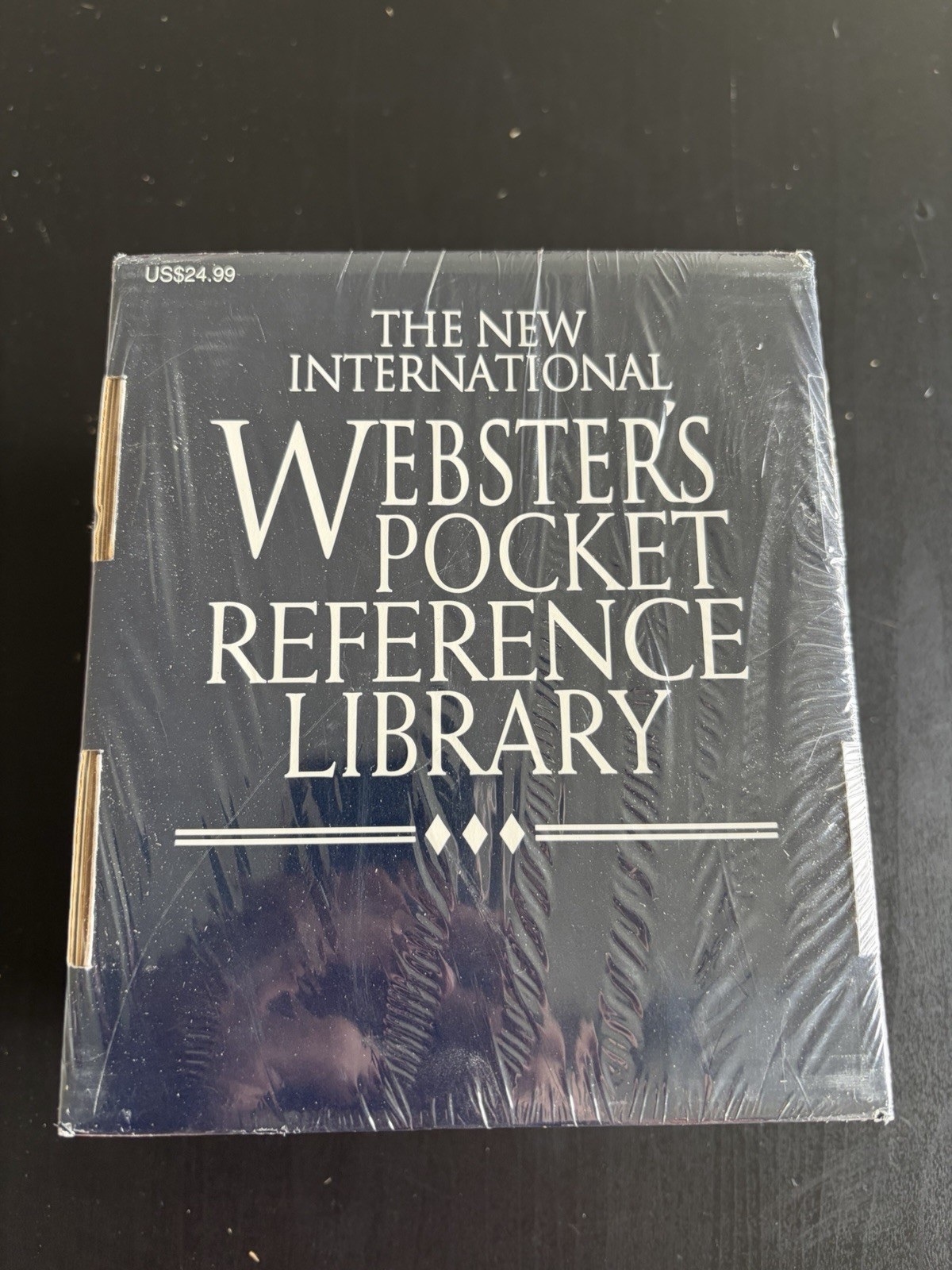 Websters New Pocket Reference Library First Aid Dictionary Thesaurus 5 Book Set