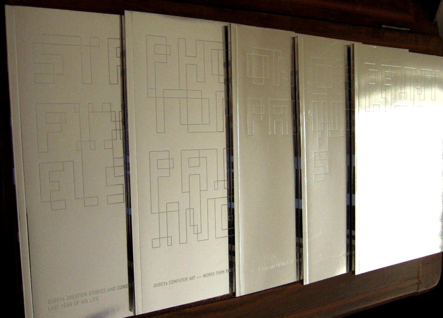 OUBEY MINDKISS 5 Volumes by Stefan Sagmeister NO SLIPCASE COVER