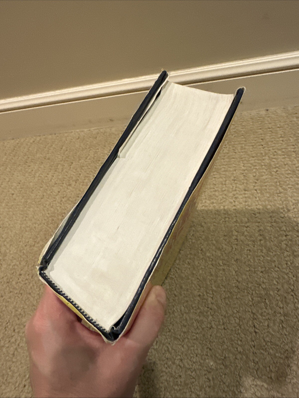 Collins Spanish Dictionary: Complete & Unabridged Hardback 640 pages