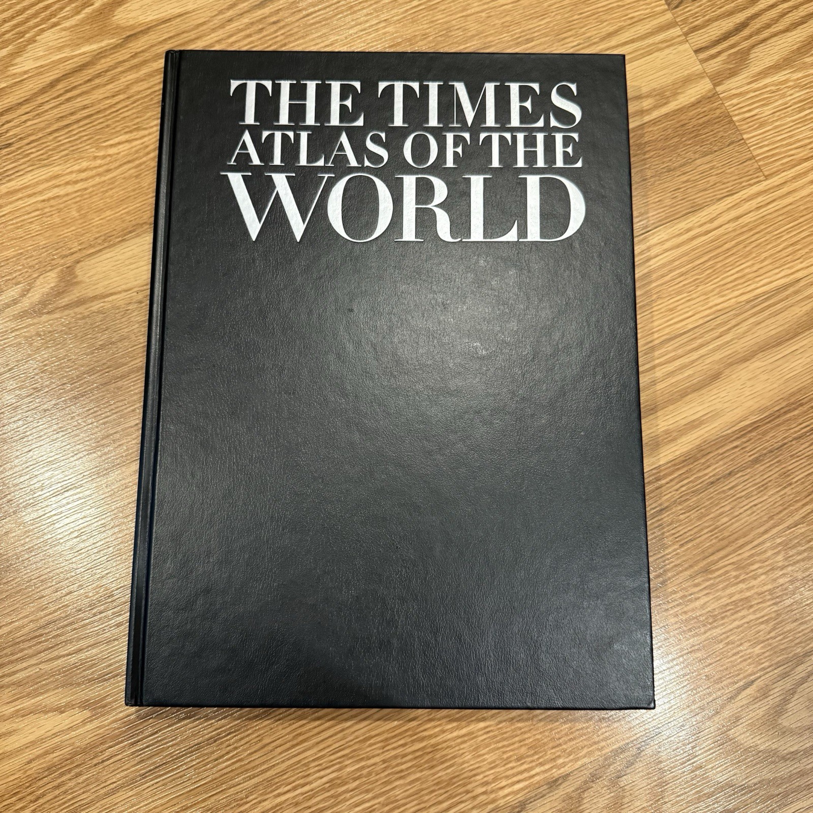 The Times ATLAS OF THE WORLD 7th Concise ED. 1995. First US ED. HC Slipcase