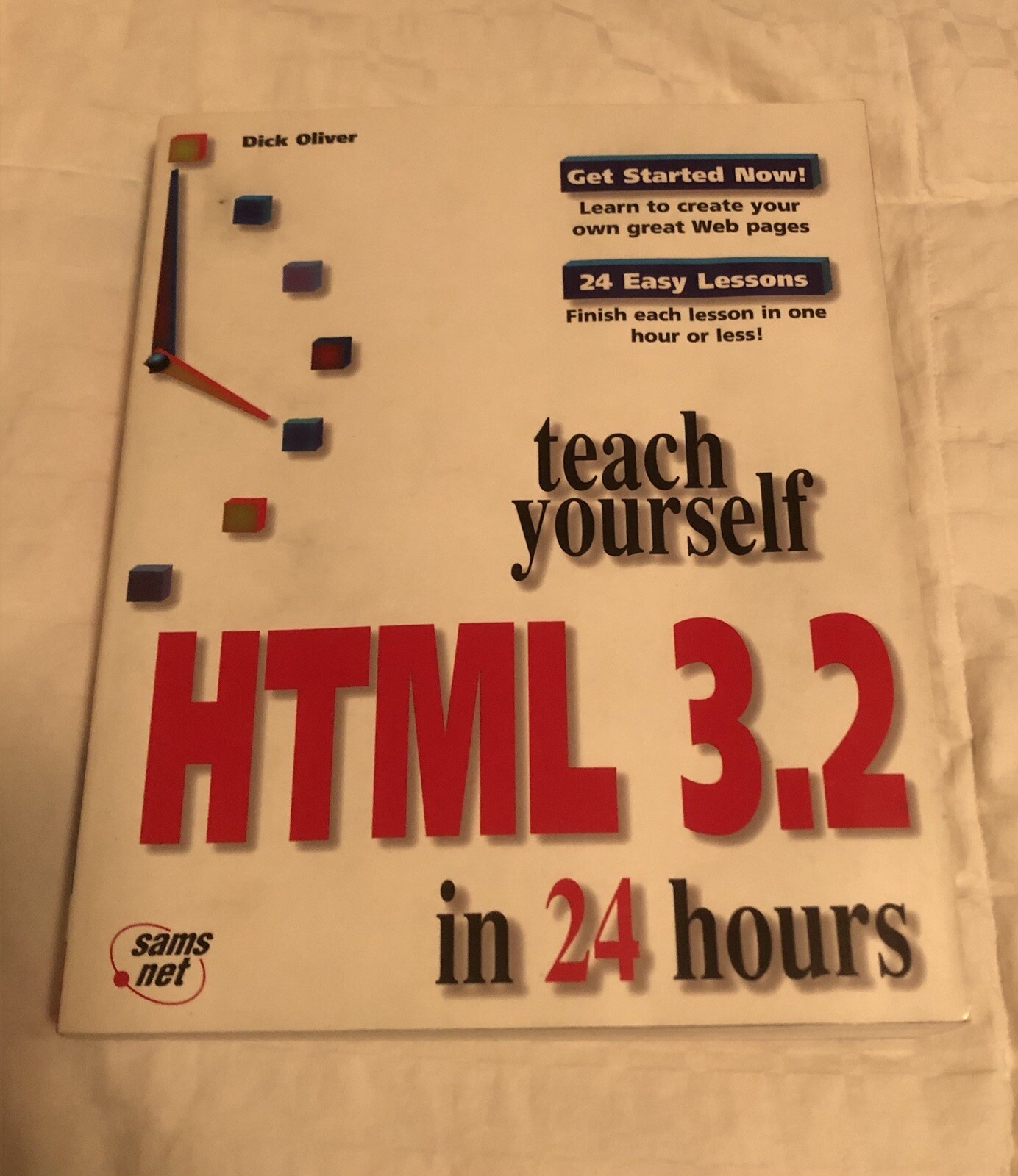Teach Yourself HTML in 24 Hours by Dick Oliver (1997, Trade Paperback)
