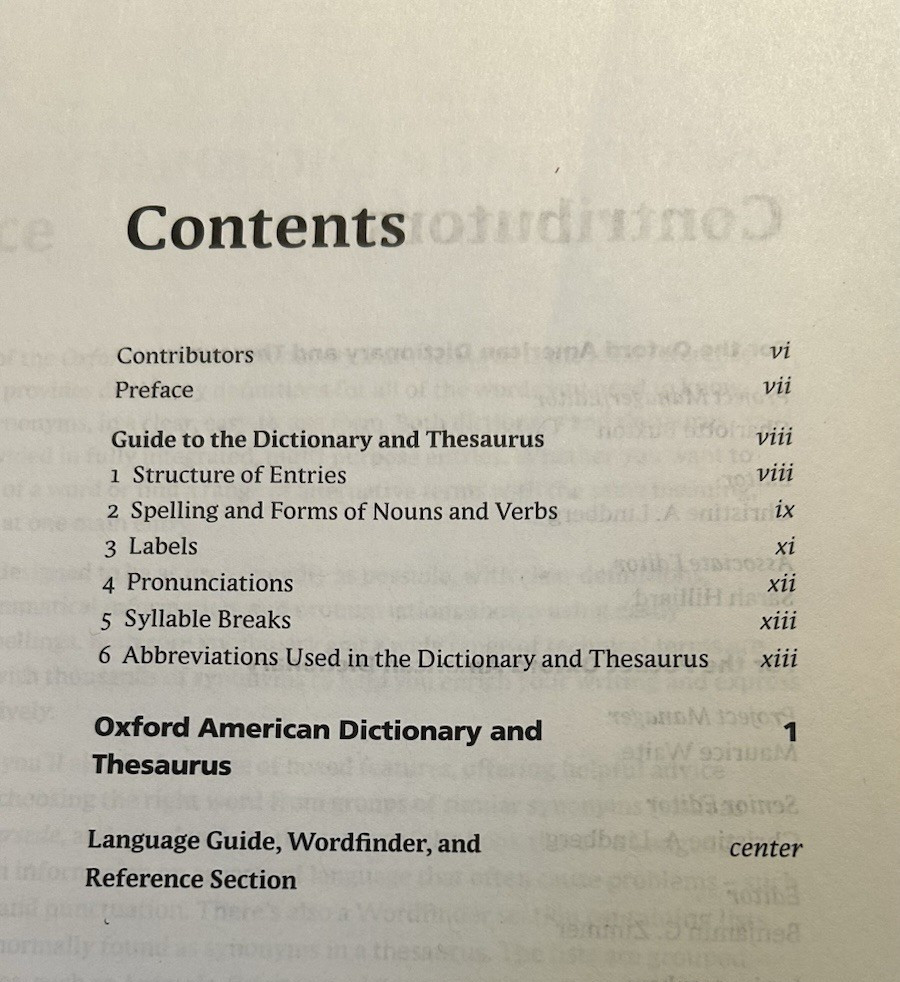 #1046 The Oxford American Dictionary & Thesaurus 2nd edition